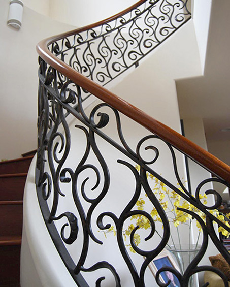 Custom wrought iron bedframe by Kipu Forge